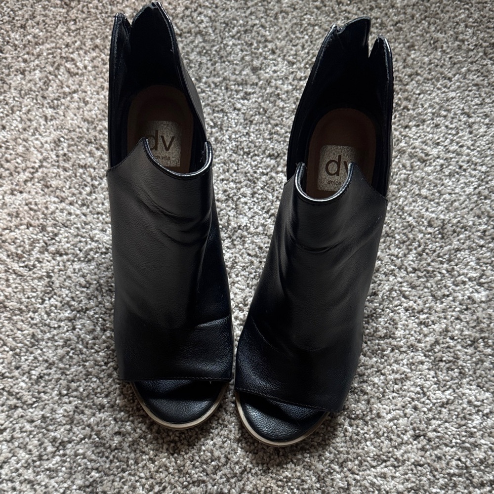 DV by Dolce Vita Women's Black Open-Toe Heeled Boots